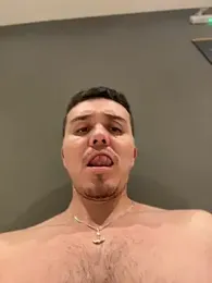 adam-rivera Stripchat 방송 화면