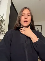 AmelieLaurent_ 스트림 이미지