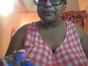 MISTI_KOLK webcam stripchat model stream image