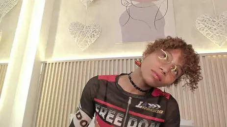daiana_curly webcam stripchat model stream image