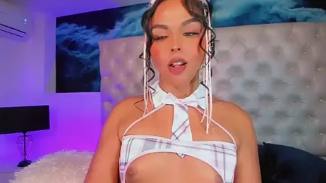 Maia_Hotts webcam stripchat model stream image