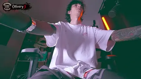 Olliver___y 스트림 이미지