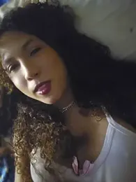 lilith_isabella25 webcam stripchat model stream image