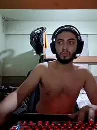 kleineid77 webcam stripchat model stream image