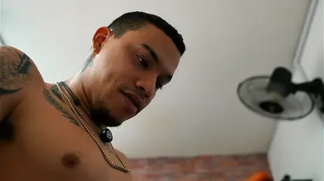 AlphaMasterXxx 스트림 이미지