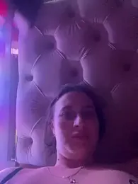 Flossy_Vettie 스트림 이미지