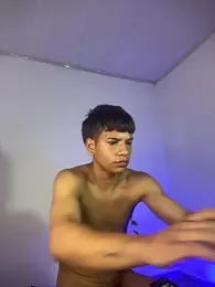 Alessio_hot 웹캠 미리보기