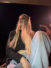 AlyssaFoxx_ 스트림 이미지