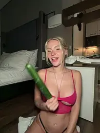 jasminesummer webcam stripchat model stream image