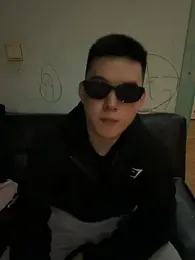 leover1 Stripchat 방송 화면