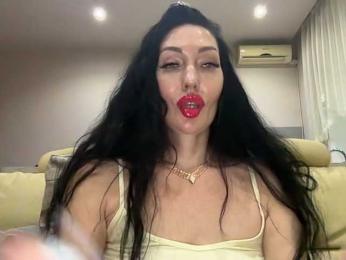 KorolevaQween000 webcam preview
