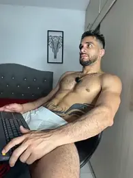 Maximiliano_ford 스트림 이미지