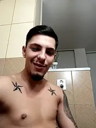 robertmrn112 웹캠 미리보기