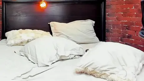 ChristynaRoss 스트림 이미지