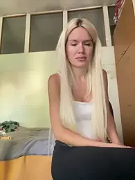 Keylili webcam stripchat model stream image