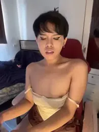 Plaxxxtique 웹캠 미리보기