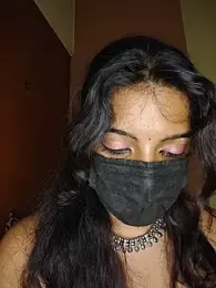 vanika2000 스트림 이미지